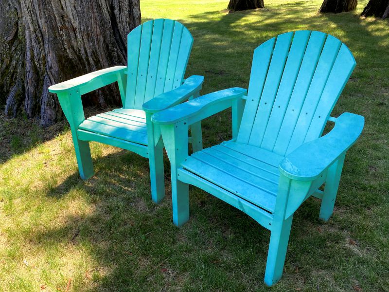Enjoy Enhanced Comfort By Getting Professional Lawn Chair Repair Service!